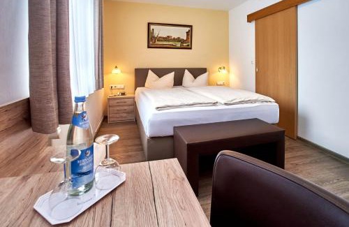 Neustadt an der Donau Hotel | Gasthof Gigl