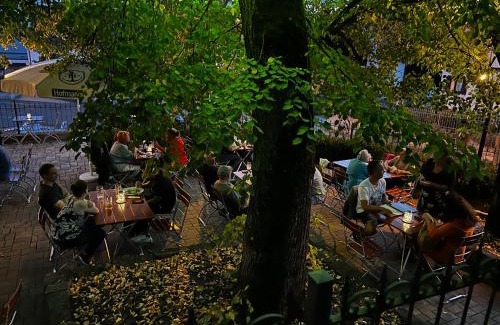 Dechendorf Hotel | Gasthof Mayd