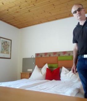 Groß Sierning Hotel | Gasthof Polly