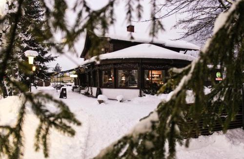Mayrhofen House | Gasthof Restaurant Waldcafé