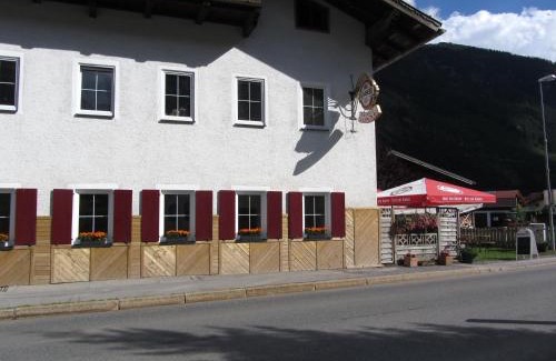 Haeselgehr Hotel | Gasthof Sonne Häselgehr