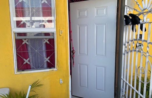Old Harbour Apartment | Gated Community/24hr Security/NHV2/18+ Amenities