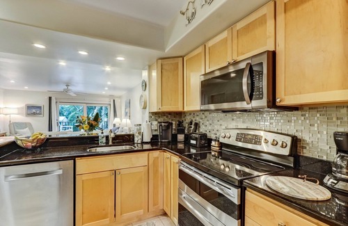 American Beach Condo | Gated Complex: Poolside Retreat at Sailmaker 507