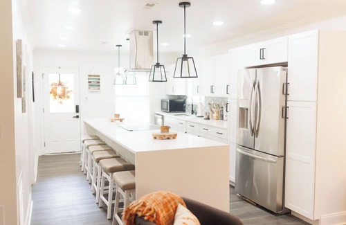 Dothan House | Gated Getaway in the Country