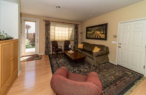 Wright Area Action Group House | ♥Gateway to Sebastopol Bodega Bay self-checkin BBQ♥