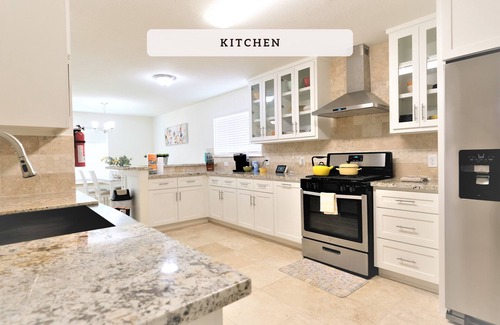 Houston House | Gatton · The Nest ❤️ 5 BDR, up to 16 guest, North of town