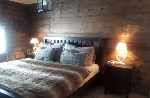 Treungen House | Gautefall- High-standard cozy cabin with indoors whirlpool-tub and sauna