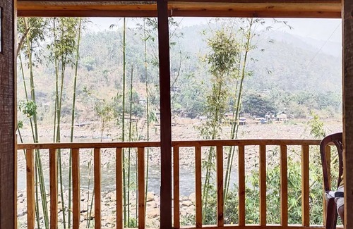 Laitmawsiang Cottage | Gawooh Adventure Homestay. Dawki River also known as the cleanest river in Asia.