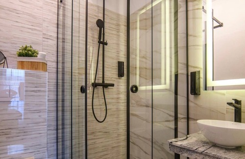 Timisoara Hotel | GBU Home Olive Executive 403