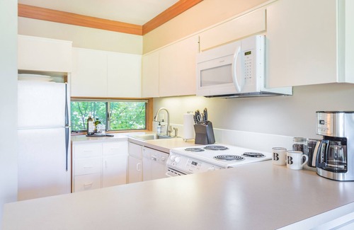 Black Butte Ranch Condo | GC094 | Condo on Big Meadow's 18th Fairway.