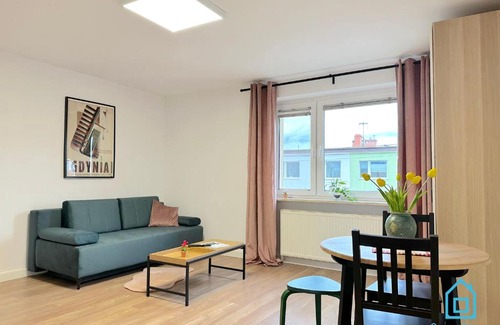 Borkowo Lostowickie Apartment | Gdynia Apartment- Tranquil Retreat, 15 Minutes to the Sea & Gdańsk City Center