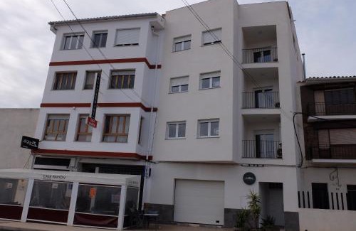 Adzaneta Apartment | Gegant de Pedra Apartaments