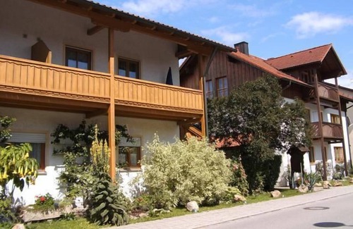 Safferstetten Apartment | Gehoben ausgestattetes Appartement in Safferstetten