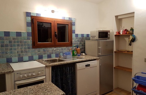 San Giovanni House | Gemütliches Ferienhaus mit Garten am Meer