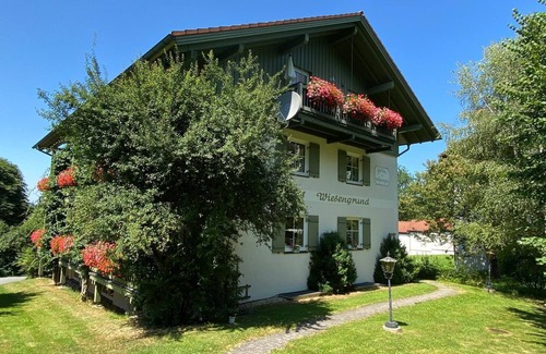 Frauenau Apartment | Gemütliche 57 qm Dachgeschoss-Wohnung - allergikerfreundlich