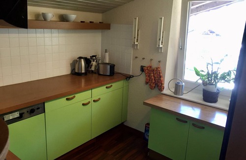 Zillertal Apartment | Gemütliche Ferienwohnung im Dorfzentrum mit Garten für 2- 6 Personen
