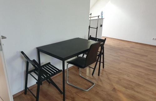 Bockingen Apartment | Gemütliche Dachsuite im Herzen von Heilbronn