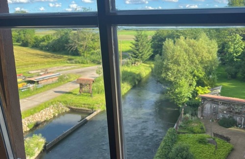Kehl Apartment | Gemütliche Dachwohnung in Mühle mit Blick auf Wald und Wiesen. Strasbourg 15 Min