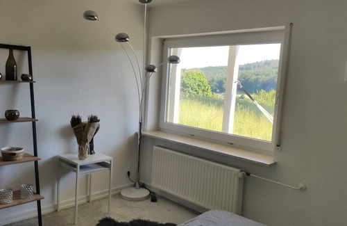 Gemunden Apartment | Gemütliche Ferienwohnung mit Traumhaften Ausblick im Schönen Feldatal