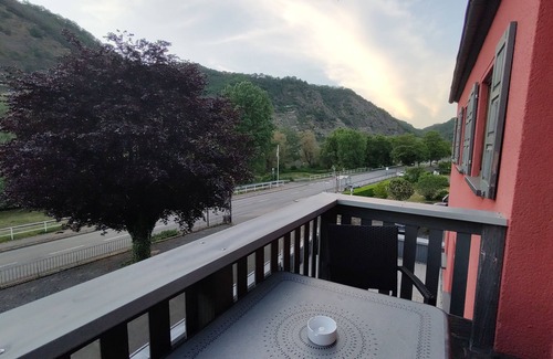 Dieblich Apartment | Gemütliche Ferienwohnung mit Moselblick