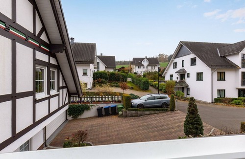 Eslohe Apartment | Gemütliche Ferienwohnung am Waldrand