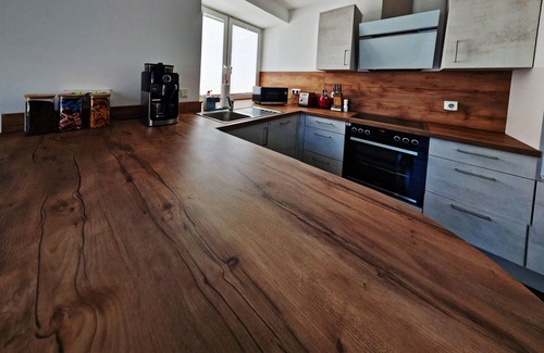 Wiehl Apartment | Gemütliche, Große, Zentrale Ferienwohnung im Ortskern