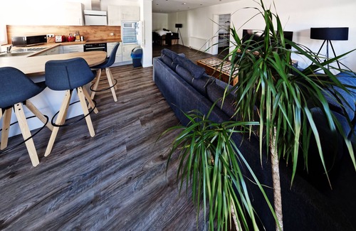 Wiehl Apartment | Gemütliche, Große, Zentrale Ferienwohnung im Ortskern