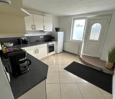 Hoyerswerda Apartment | Gemütliche Unterkunft 3-Raum