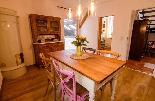 Bracht Apartment | Gemütliche Wohnung In Bracht Mit Terrasse Und Garten
