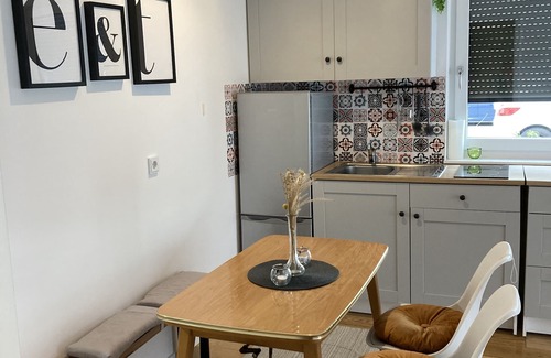 Alte Heide-Hirschau Apartment | Gemütliche Wohnung, Zentral Aber Ruhig. Familienfreundlich!