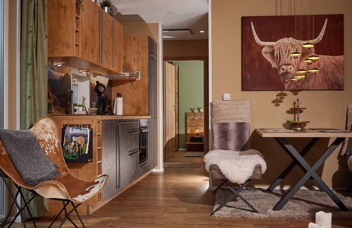 Braunfels House | Gemütliches 4 Ferienhaus mit Whirlpool, Fitness, Infrarotsauna, Ebike, Alpakas