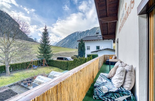 Ried im Oberinntal Apartment | Gemütliches Apart für Einen Urlaub in den Tiroler Alpen Umgeben von Skigebieten!