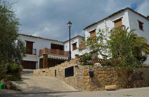 Nechite House | Gemütliches Haus Mit Garten Und Schwimmbad