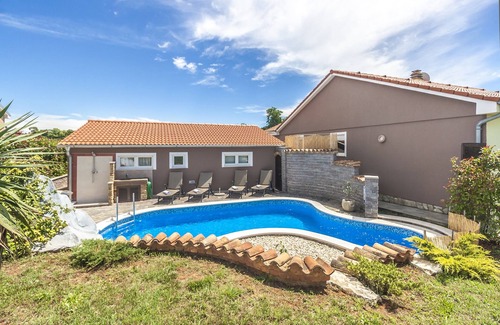 Marcana House | Gemütliches Pool House Tomas, in der Nähe von Pula, mit 2 Schlafzimmern