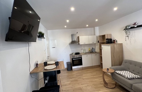 Neureut Sudlicher Teil Apartment | Gemütliches Studio-apartment in Karlsruhe/neureut- Nähe Uni/kit/messe