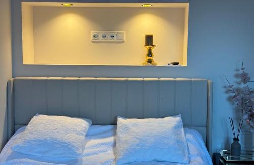Floersheim Apartment | Gemütliches Zimmer in Flörsheim am Main nahe FRA Flughafen