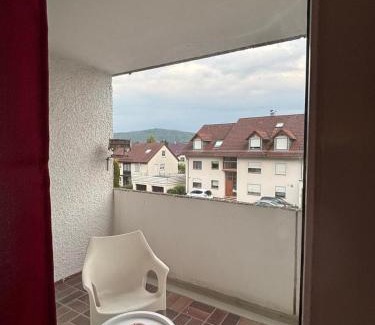 Hofherrnweiler Apartment | Gemütlichkeit 2 Zimmer und Balkon