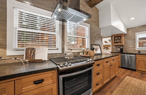 Tahoe Valley Cabin | Gem in South Lake Tahoe Eagle Point