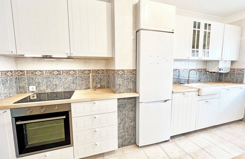Cascais Apartment | Gem of Cascais: Upscale Quiet Home w/DT Access