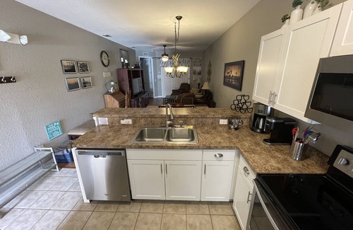 Haines City Condo | Gem of Lake Marion! Beautiful 3 Bedroom with King Beds, HD & Internet