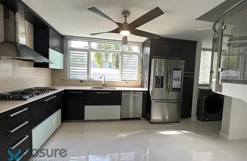 Santa Rosa Apartment | Generous home available