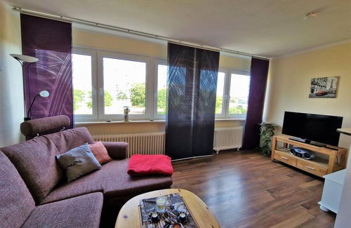 Heiligenhafen Apartment | Generously cut and fully equipped holiday apartment for 4 people (Schl