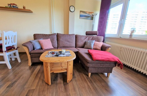 Heiligenhafen Apartment | Generously cut and fully equipped holiday apartment for 4 people (Schl