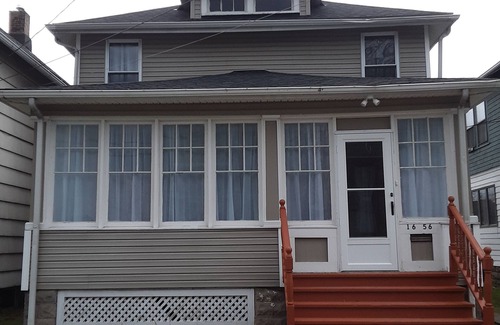 Ashtabula House | Geneva on the Lake, Walnut Beach, Lake Shore Park , Lake Erie Vacation Rental
