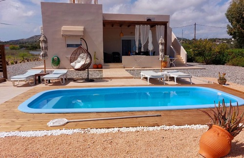 Gennadi Villa | Gennadi Serenity House- beachfront villa with amazing sea view and private pool