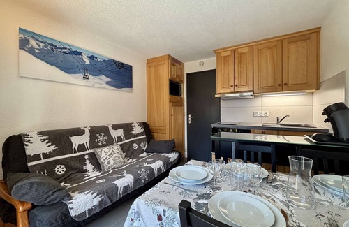 Chatel Apartment | Gentianes 64B: Studio near the center of Chatel