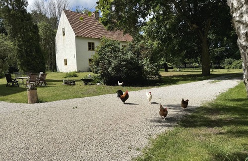 Romakloster House | Genuine Gotland house with large garden in Roma | SE12026