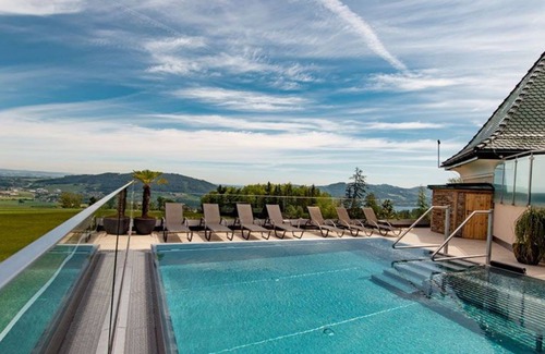 Strass im Attergau Apartment | Genusshotel Irmgard - Ferienwohnung Kronberg 2-4 Personen