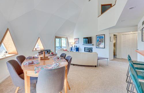 North Freedom House | Geodesic Dome House 18 Acres on Baraboo River!