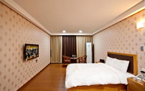 Okpo-dong Hotel | Geoje Ocean Hotel